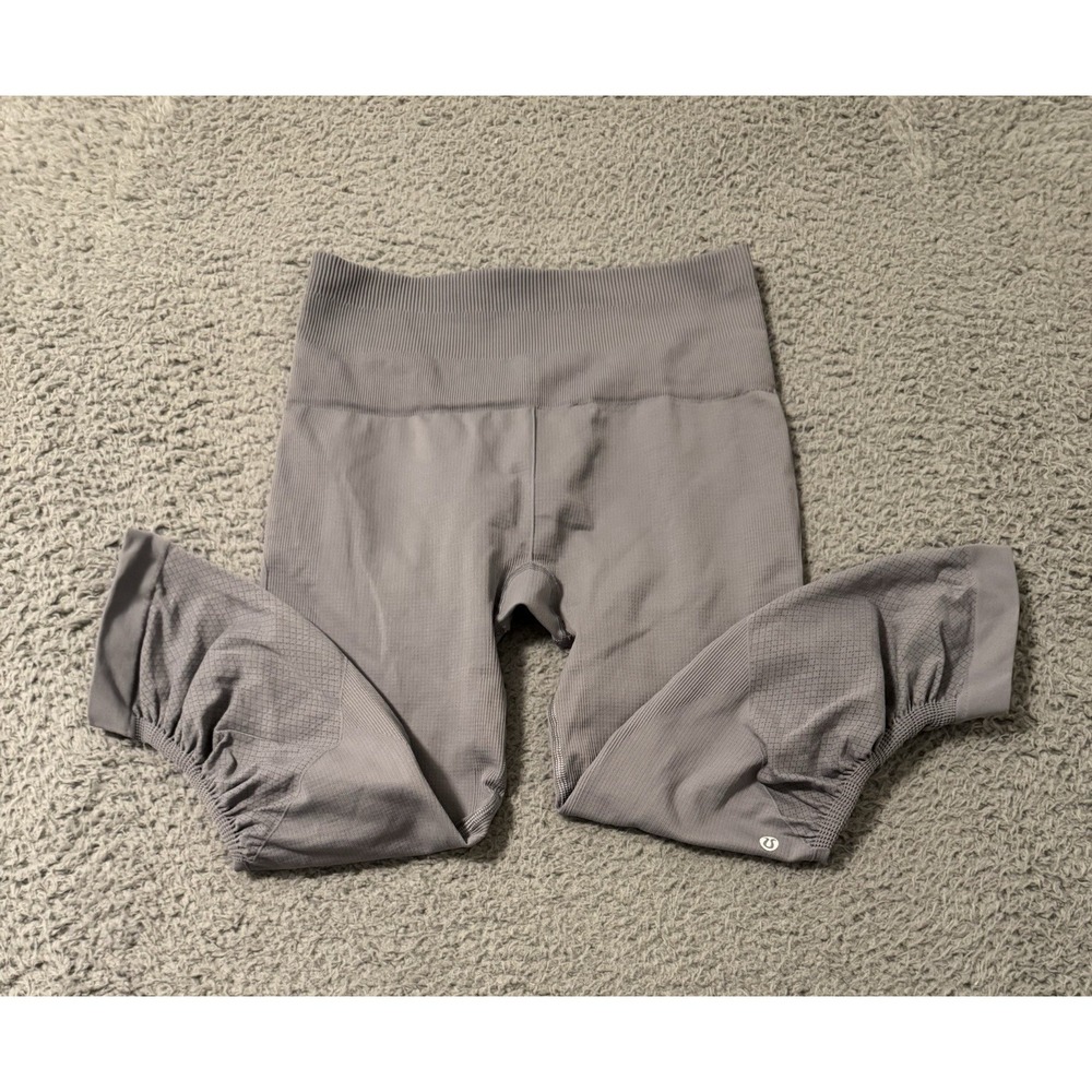 Lululemon In The Flow Lightweight Cropped Leggings Size Gray